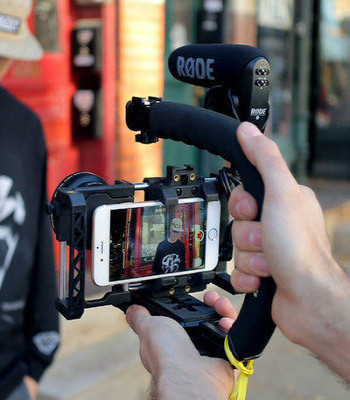 短视频拍摄5大景别及11种运镜手法,新手必备拍摄干货。 短视频拍摄5大景别及11种运镜手法,新手必备拍摄干货。