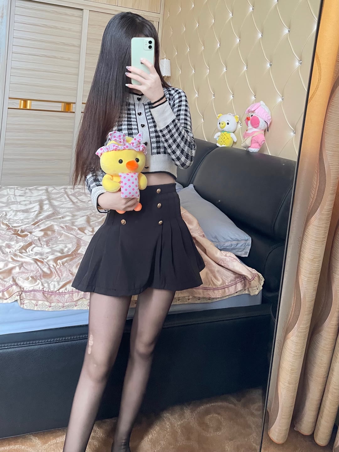 超短裙的大长腿破洞黑丝小姐姐喜欢吗 超短裙的大长腿破洞黑丝小姐姐喜欢吗